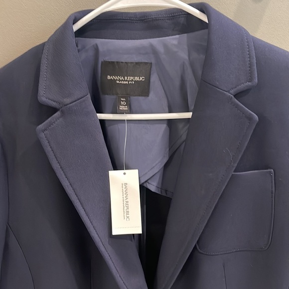 Banana Republic Navy Blazer - Picture 2 of 3